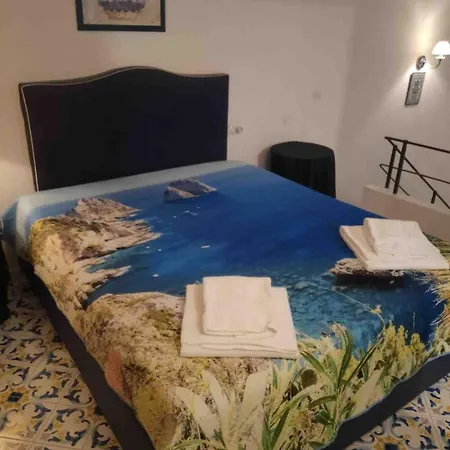 Casa Caprilu *