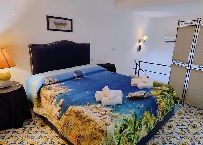 Casa Caprilu Lejlighed *